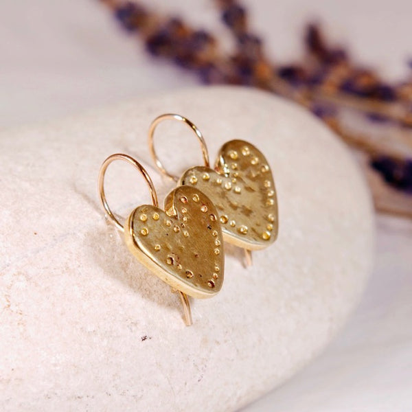 14K Solid Gold Heart Necklace - The Art Of Love.