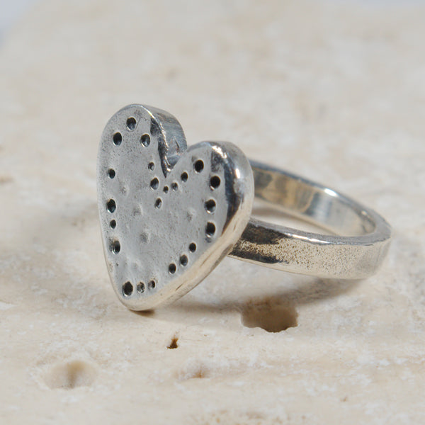Dainty Silver Heart Ring - The Art Of Love R2340SS