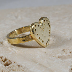 Golden brass heart ring - The Art Of Love.