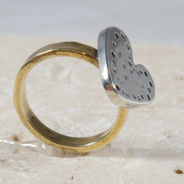 Dainy Silver Brass Heart Ring - The Art Of Love.