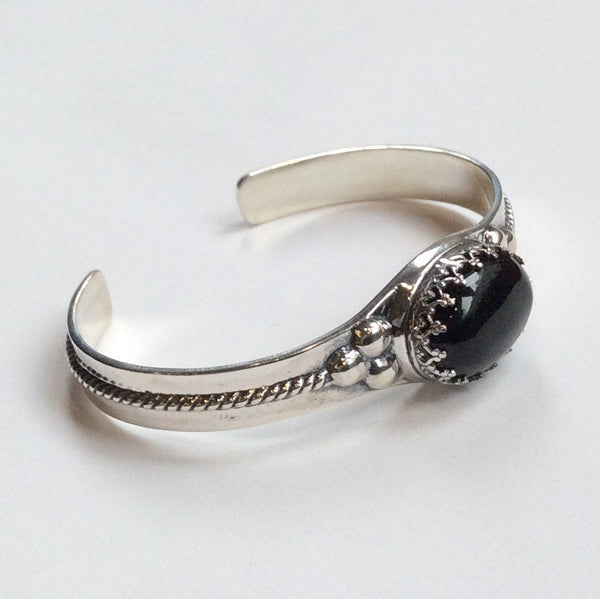 Silver cuff, onyx cuff, statement bracelet, unique bracelet, statement cuff, gemstone bracelet, casual simple cuff - Deep black B3006S-1