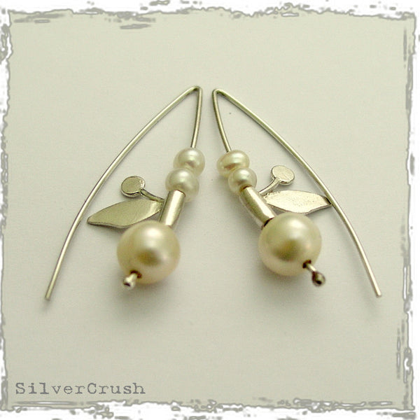 Pearl earrings, Silver leaf earrings, sterling silver earrings, hook earrings, casual earrings, leaf earrings, botanical - Cherry Buds E2108