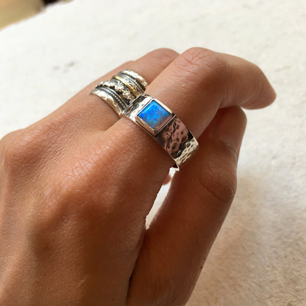 Two tone Statement Ring, Cocktail Ring, hammered band, opal Ring, Unique Ring, boho Ring, modern ring, square opal Ring - Dream far R2370