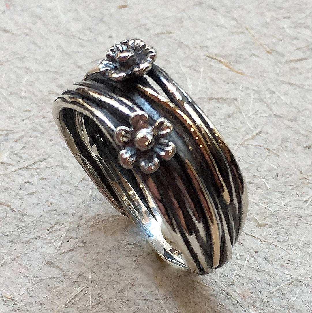 Sterling Silver Floral Ring - Two Flowers. – Artisan Look