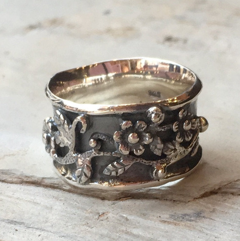 Flowers ring, Sterling silver band, Boho ring, bohemian ring, floral ring, wide oxidised band, floral band, simple band - Floral day R2371