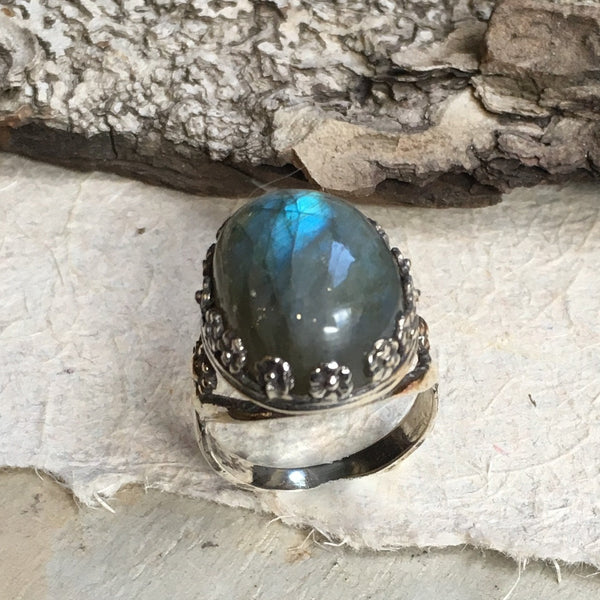 Labradorite Ring, Silver Ring, Gemstone ring, green Stone Ring, crown Ring, floral ring, alternative engagement ring - Magical garden R2384