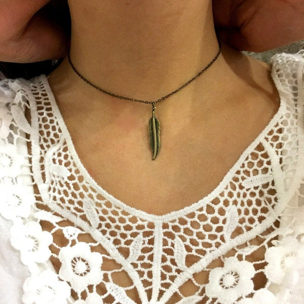 Minimalist Feather necklace, dainty feather pendant, thin necklace, charm necklace, Layering Necklace, Gift for her, brass feather - AFN 102