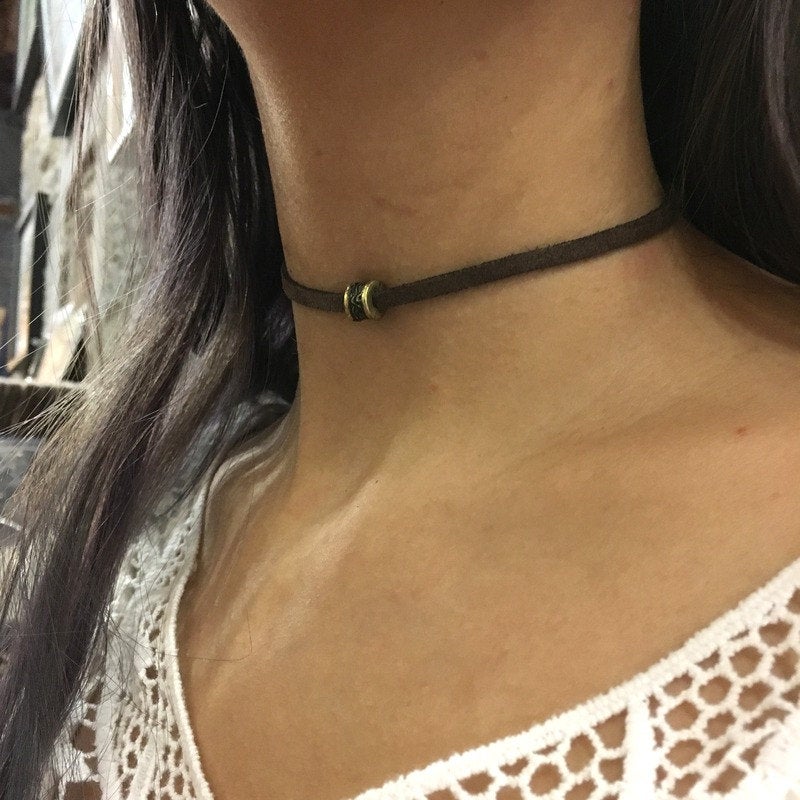 Choker necklace