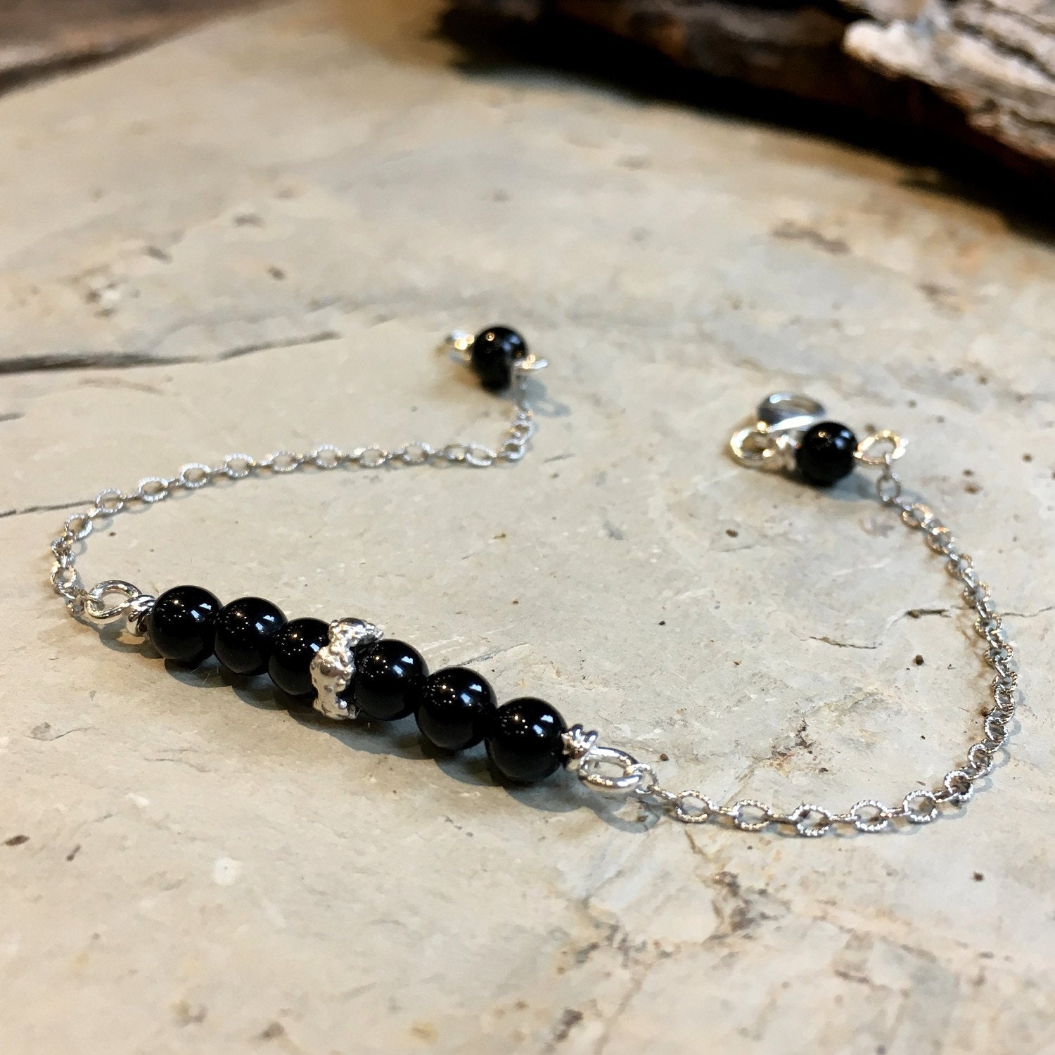 Onyx beads bracelet, Minimalist bracelet, Chain onyx bracelet, sterling silver bracelet, Layering bracelet, silver chain - Forevermore B3018