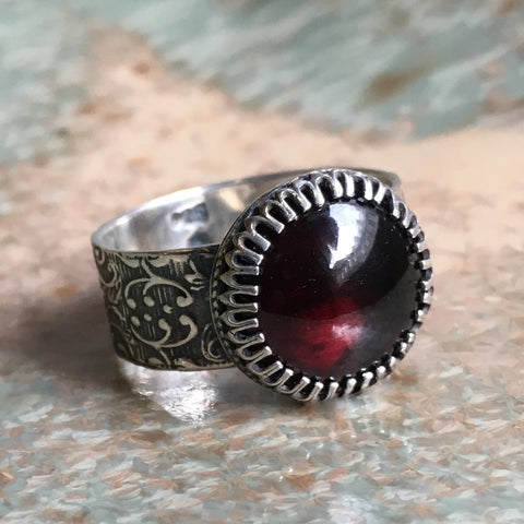 Red garnet ring, Sterling silver ring, statement ring, Bohemian jewelry, silver gemstone ring, Engagement ring -  Wild imagination R2447