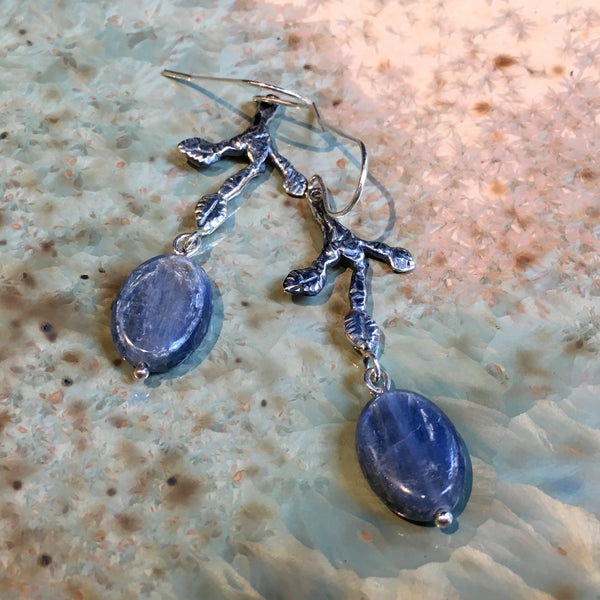 Leaf Earrings, Sterling silver kynite Earrings, Dangle stone Earrings, drop earrings, botanical earrings, branch earrings - Reach E8072