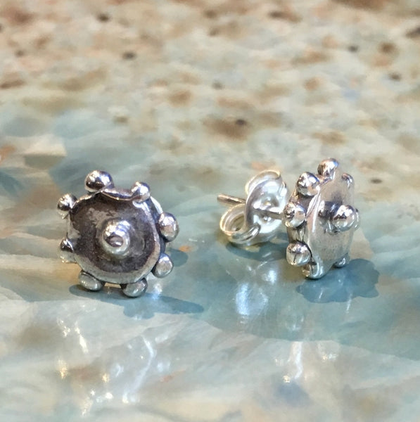 Minimal Stud earrings, silver stud Earrings, dainty studs, minimalist stud earrings, simple studs, small organic stud Earrings - Lisa E8076