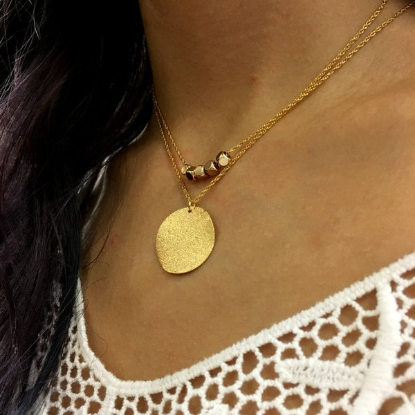 Small gold disc necklace, Choker gold necklace, Minimalist necklace, Layering Necklace, simple necklace, round gold pendant - AFN 111GS