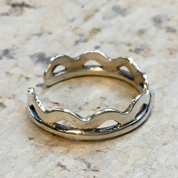 Minimal ring, Silver midi ring, Stacking Ring, Skinny Ring, Stackable Ring, adjustable Silver ring, dainty toe ring - Sailing Away R2473