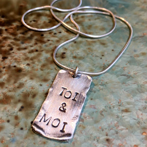 Toi & Moi pendant, Minimalist necklace, Layering Necklace, Hand stamped necklace, message necklace, personalised pendant, name - Muse N2070