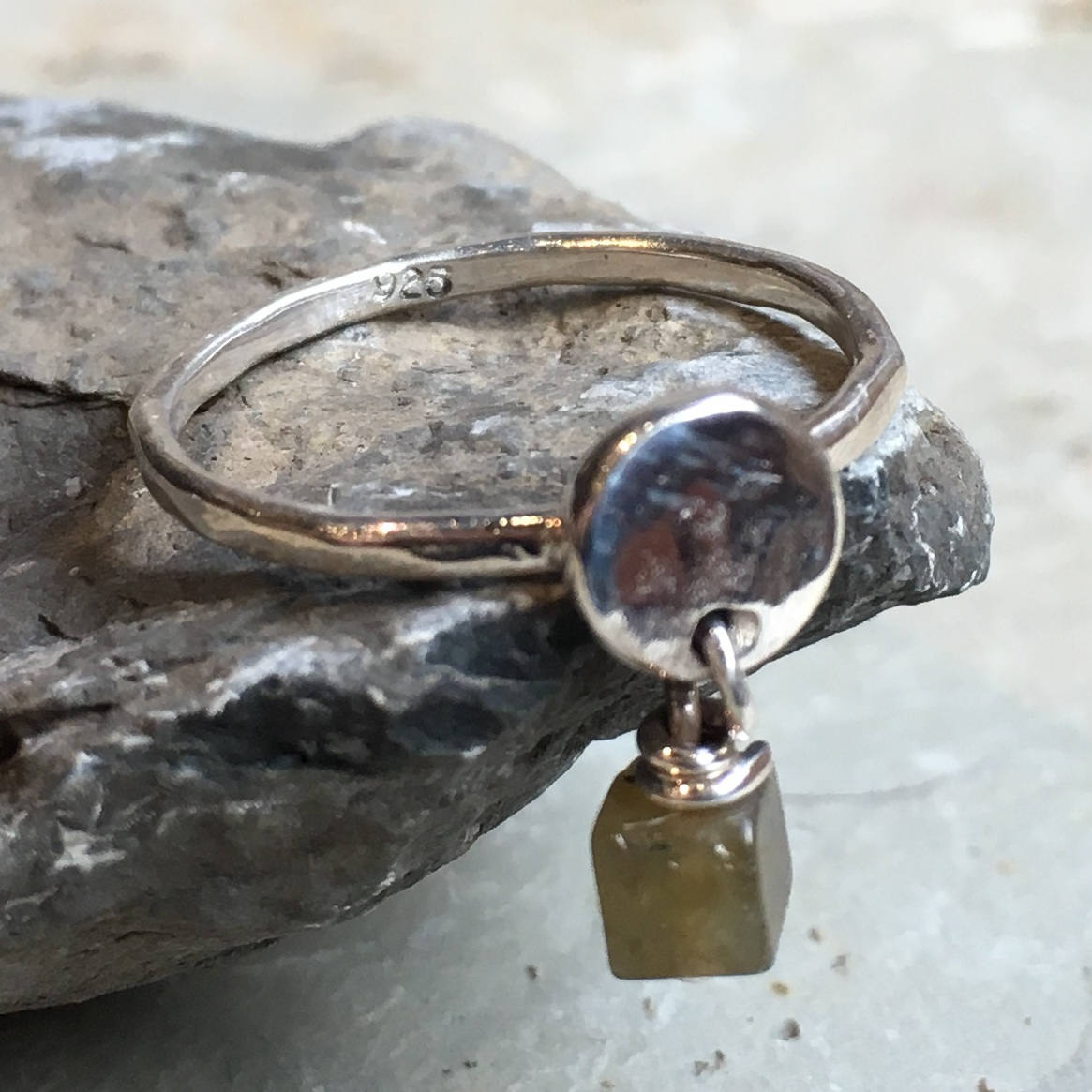 Labradorite dangle birthstone ring, mothers ring, stacking ring, personalised ring, family stones ring, beaded ring - Your Colors R2499-4
