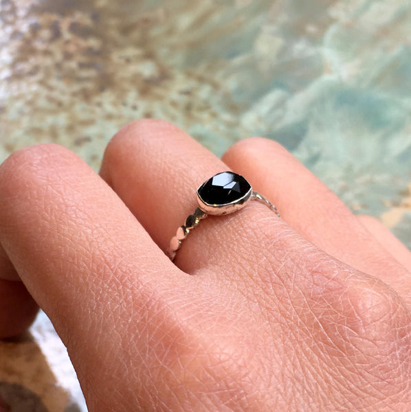 Onyx ring, birthstone ring, mothers ring, stacking ring, personalised ring, family stone ring, dainty ring, silver ring - Your Night R2539