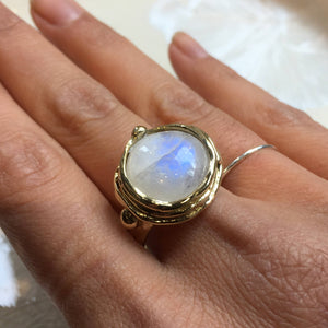 Solid gold Moonstone ring, 14k gold ring, white gemstone engagement ring, organic solid gold ring, statement ring - Notorious Wind RG1470