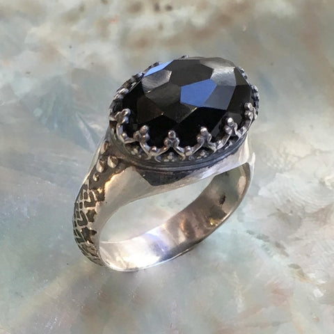 Onyx Ring, Silver Ring, Gemstone ring, Black Stone Ring, crown Ring, boho Ring, oxidised silver ring, engagement ring - I believe. R2052-5