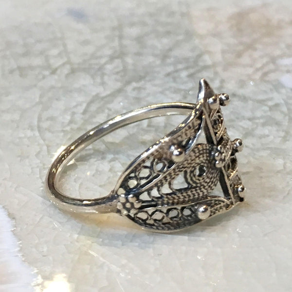 Silver Hamsa ring,  against the evil eye, simple ring, dainty ring, statement ring, filigree ring, symbol ring, protection - Call me R2500S