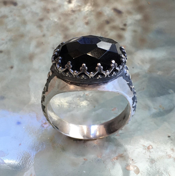 Onyx Ring, Silver Ring, Gemstone ring, Black Stone Ring, crown Ring, boho Ring, oxidised silver ring, engagement ring - I believe. R2052-5