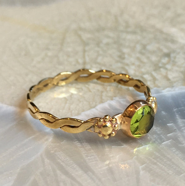 Peridot ring, birthstone ring, Gold ring, Gold Filled ring, thin stacking ring, personalised ring, dainty ring, simple ring - Surprise R2585