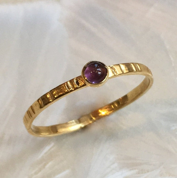Solid gold Amethyst ring, February birthstone ring, Gold ring, stacking ring, dainty engagement ring, gemstone ring - Easy Lover RG2503
