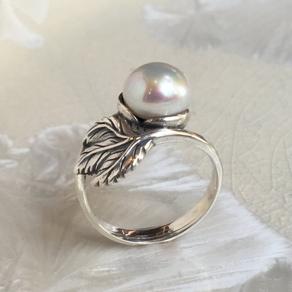 Fresh water pearl ring, Thin leaf ring, silver leaf, engagement ring, pearl ring, woodland ring, sterling silver ring - Your charm R2592