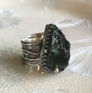 Raw forest green tourmaline ring, Sterling silver ring, crown ring, wide silver ring, statement ring, organic gemstone ring - Jungle R2608