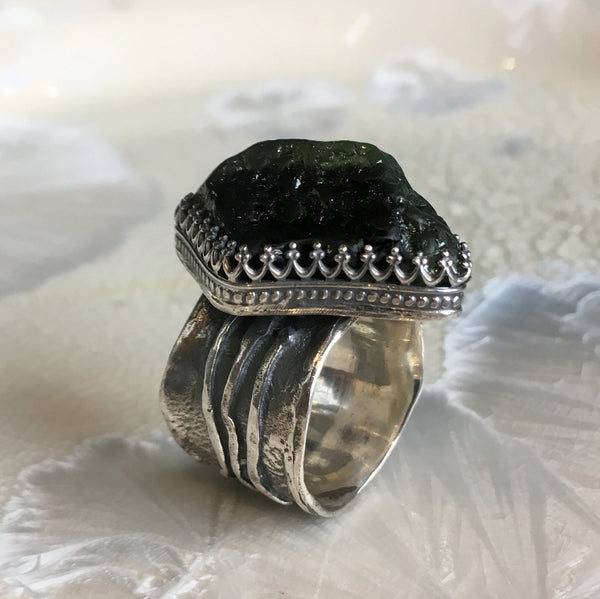 Raw forest green tourmaline ring, Sterling silver ring, crown ring, wide silver ring, statement ring, organic gemstone ring - Jungle R2608
