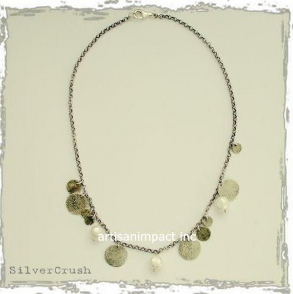 dangle pearls necklace