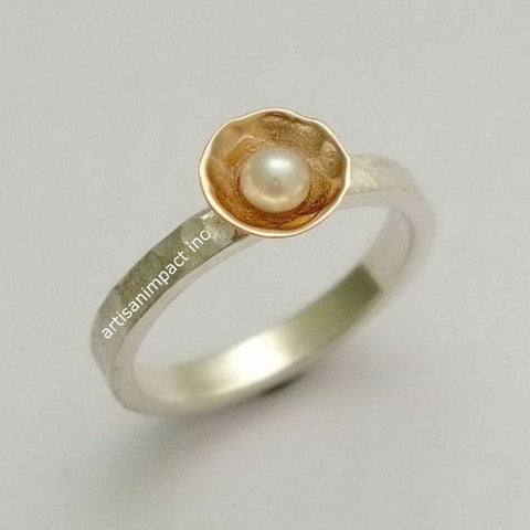 Pearl hammered silver gold engagement ring - Delicate R1324