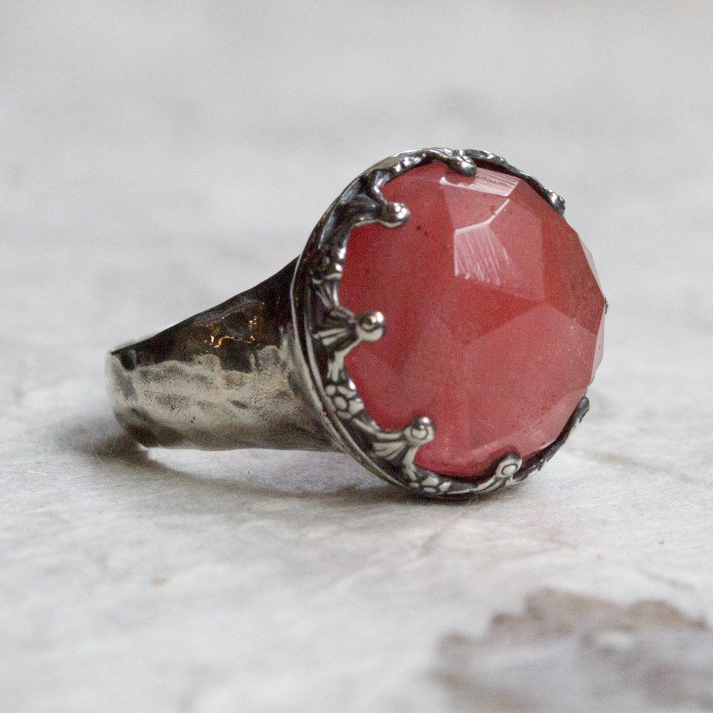 Cherry quartz ring