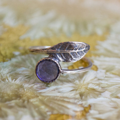 Amethyst silver leaf ring