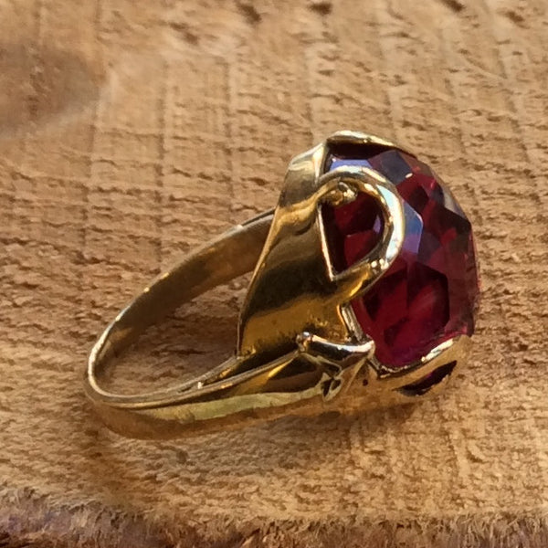 Gold-tone ruby brass statement cocktail ring - Queen of Hearts R2316