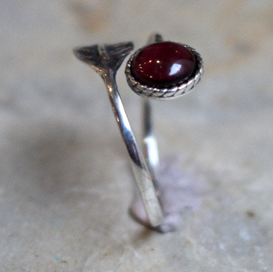 Thin ring, leaf ring, sterling silver ring, gemstone ring, garnet ring,  stone ring, stacking ring, delicate ring - Gone with the wind R2062