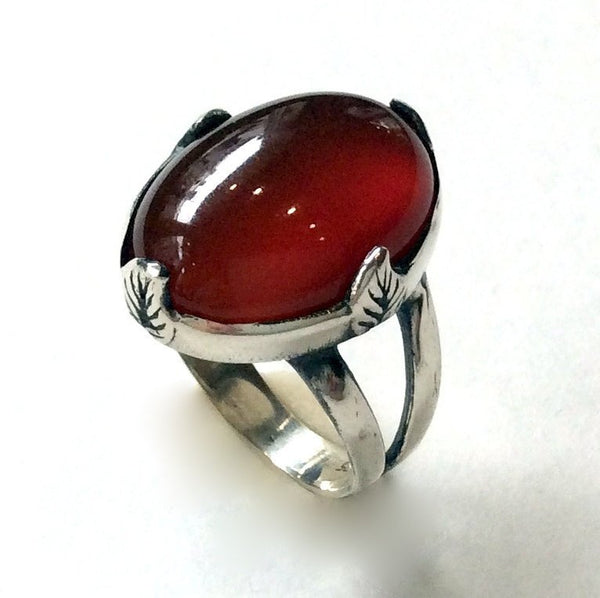 Carnelian stone leaf ring