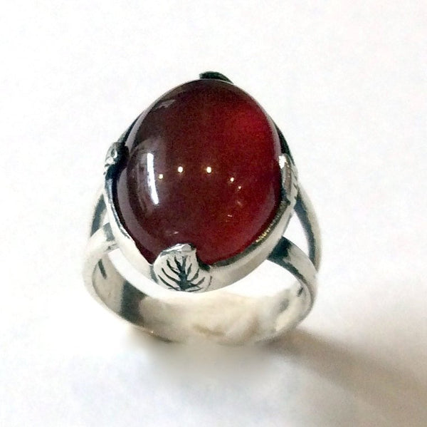 oval gemstone ring