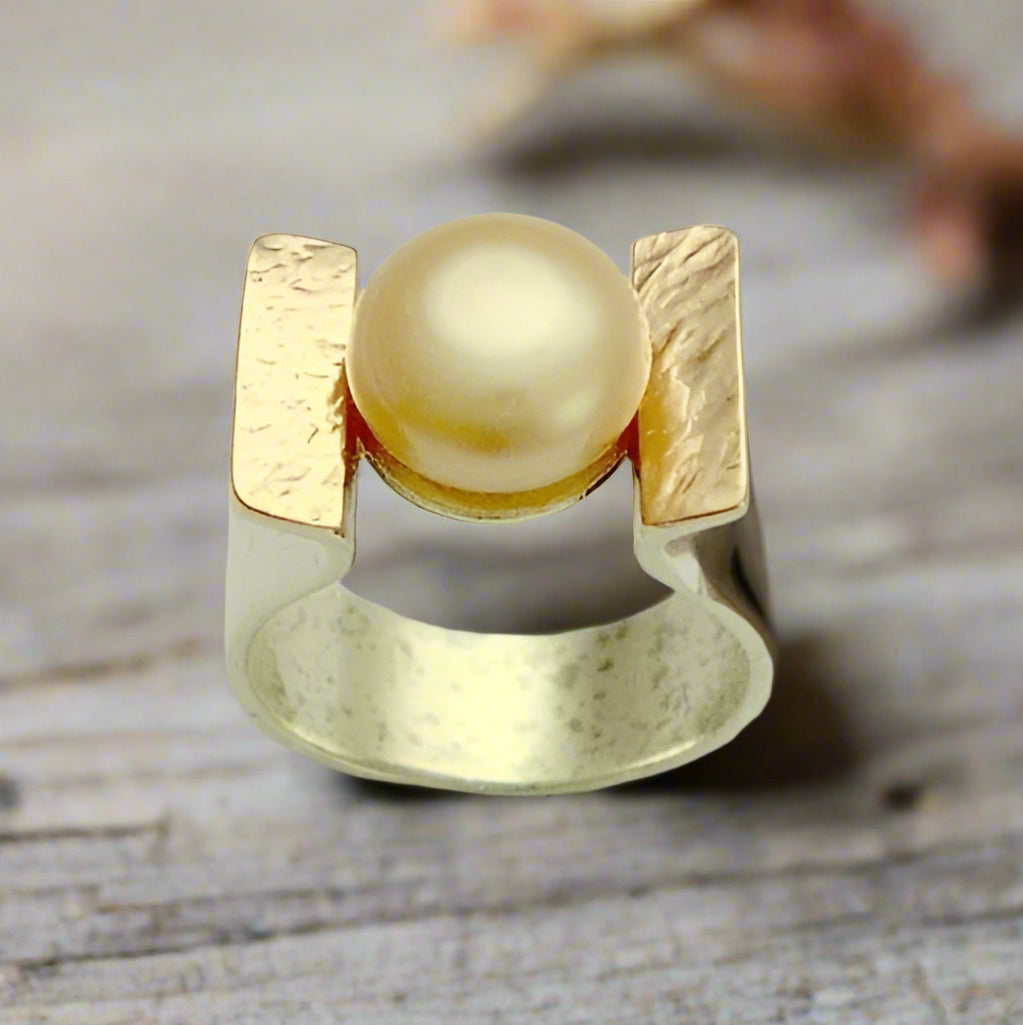 Silver Gold Pearl Ring - Amazon Grace. – Artisan Look