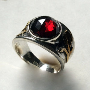 Garnet ring,