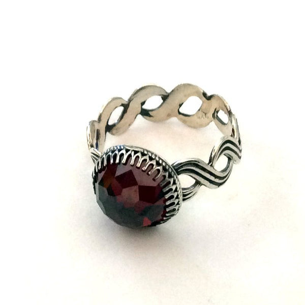 Sterling silver ring, oxidized ring, silver stone ring, engagement ring, garnet ring, crown ring, infinity band - Precious time R2155-1