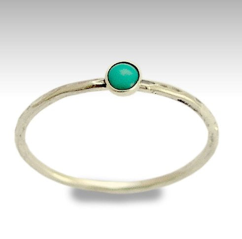 Turquoise ring, Hammered ring, gemstone ring, stacking ring, silver band, stone ring, thin ring, sterling silver ring - Secret smiles R1595X