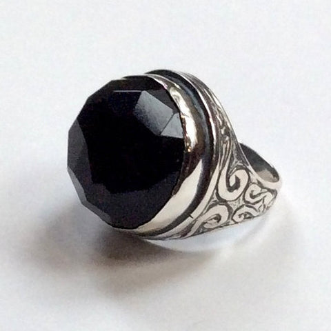 Onyx ring, Statement ring, Round silver Ring, sterling silver ring, large black gemstone ring, oxidized ring - A dream on our way  R2197-1