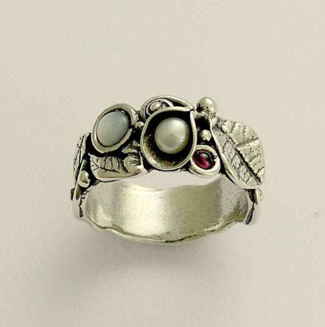 Sterling silver ring,  leaves and flowers band, botanical ring, pearls garnet ring, family ring, leaves ring, mothers ring - Hint R1700-1