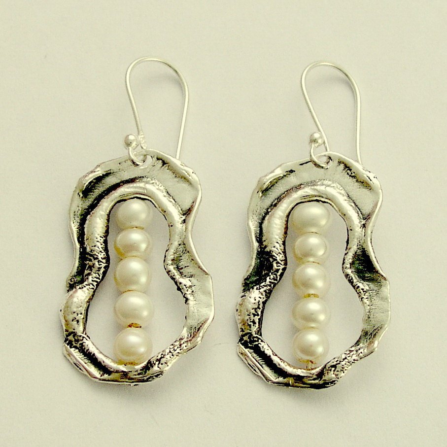 Sterling silver earrings,  five pearls in pod earrings, peas in pod, organic earrings, June birthstone Earrings - Five peas in a pod E2054