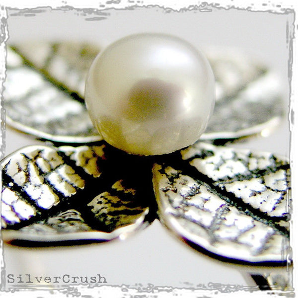 Pearl ring, Sterling silver Ring, thin leaf ring, fresh water pearl ring, June birthstone ring, botanical ring -  Tip of the iceberg R1692
