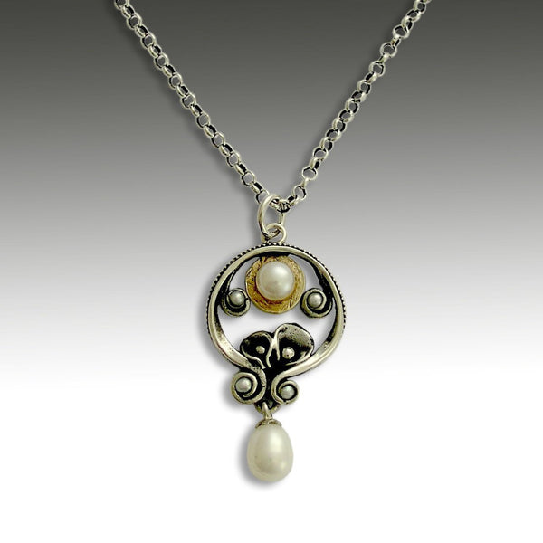 pearls gold silver necklace
