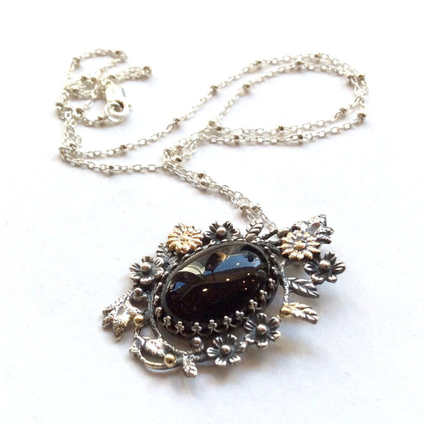 Black onyx Floral necklace