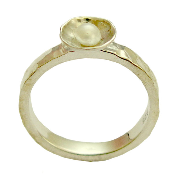 Pearl hammered silver gold engagement ring - Delicate R1324