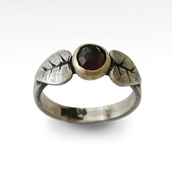 Garnet ring, leaves ring, Sterling silver gold ring, woodland ring, mixed metals ring, botanical ring, two tones ring - Tender kiss R1335